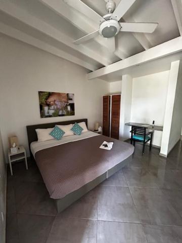 Aparthotel The Old Gin House Oranjestad  Esterno foto