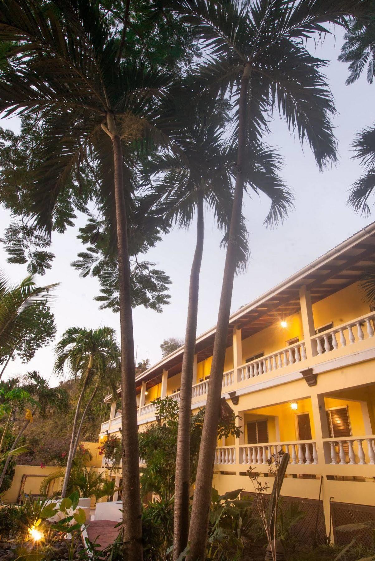 Aparthotel The Old Gin House Oranjestad  Esterno foto